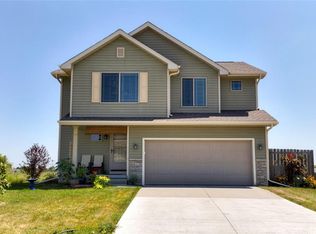 6613 SE Sundancer Swing, Pleasant Hill, IA 50327