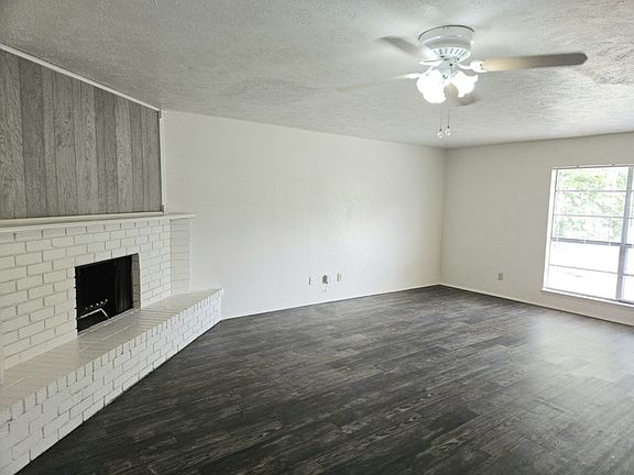 2nd image of 6909 Newcastle Pl