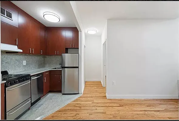 Rented by Douglas Elliman | media 33