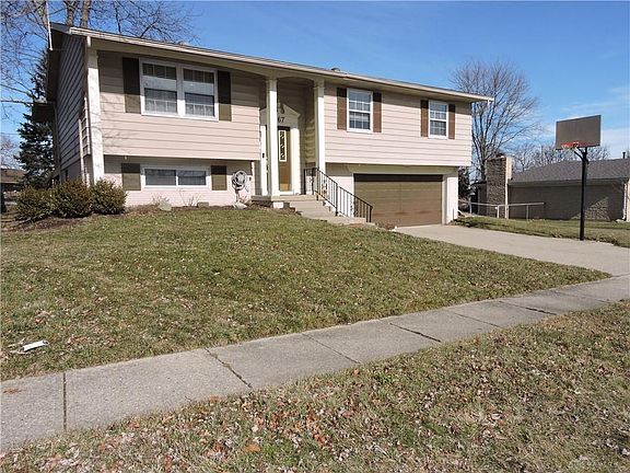 2nd image of 867 Cherry Blossom Dr