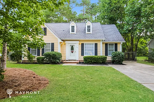 1411 Chadford Rd Photo 1