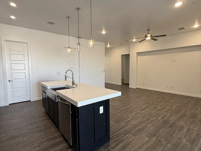 13389 Carterton Ave — Photo 28