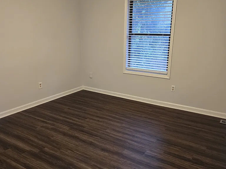 3211 Highpoint Ct — Photo 8