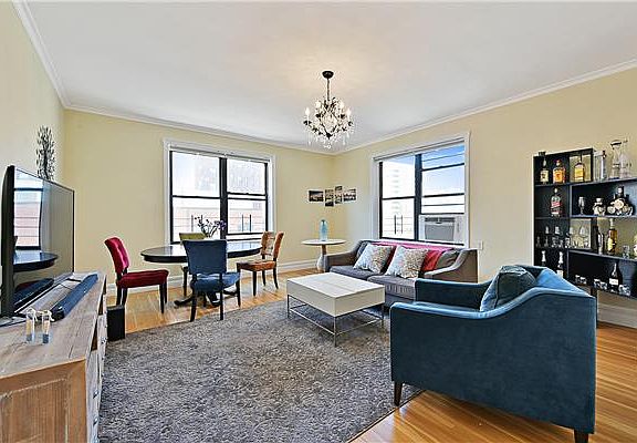 2nd image of 3656 Johnson Ave APT 3D