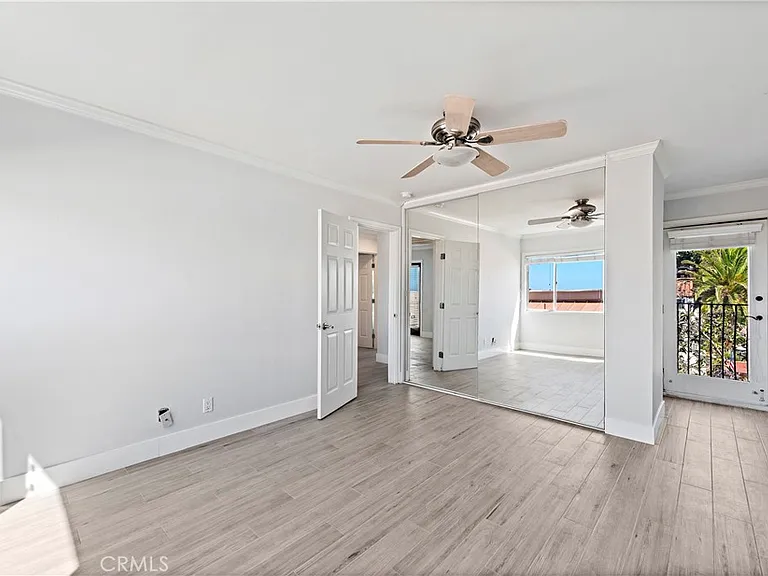 2037 S Coast Hwy #12 — Photo 15