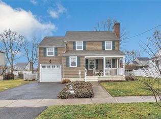 60 Sunflower Ave, Stratford, CT 06614