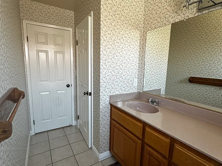 2035 Dorsch Rd — Photo 26