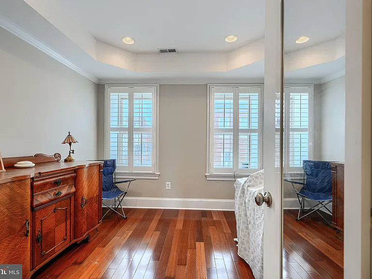 600 S Robinson St — Photo 13