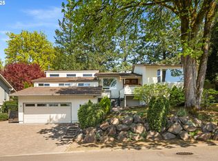 9 Del Prado St, Lake Oswego, OR 97035