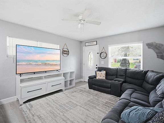 4th image of 7506 CORAL VINE LANE
