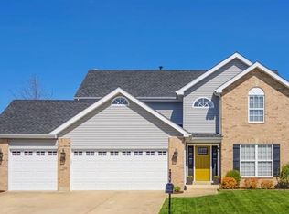 1400 Cedar Ridge Dr, O Fallon, IL 62269