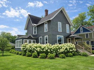306 E Rockwell St, Fenton, MI 48430
