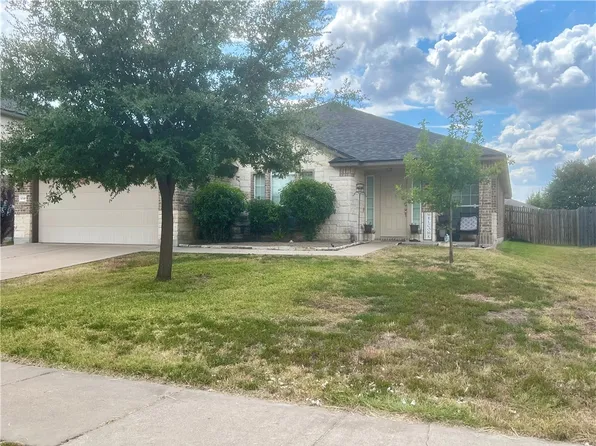 10149 Parker Springs Dr, Waco, TX 76708