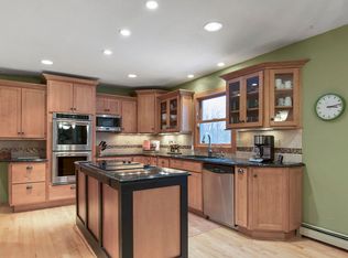 N94W20564 Schlei Rd, Menomonee Falls, WI 53051