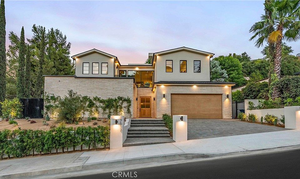 1st image of 17012 Escalon Dr