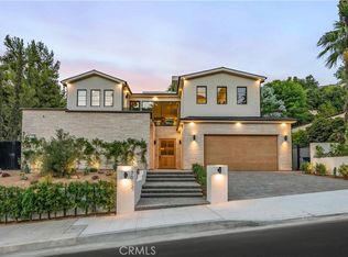17012 Escalon Dr, Encino, CA 91436
