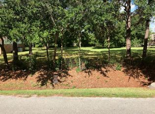 6 Thelma St, Pearland, TX 77581