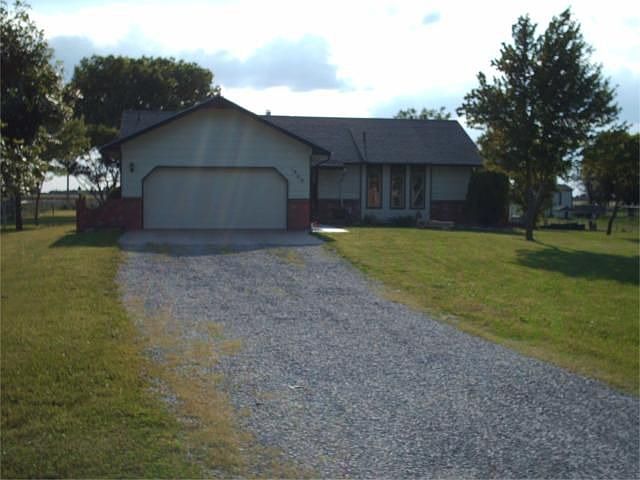 Ranch with Large Lot