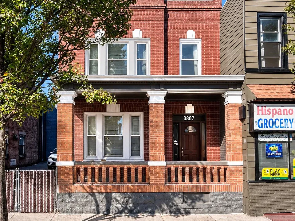 3807 Kennedy Blvd #2