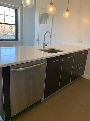 Rented by MNS | media 41