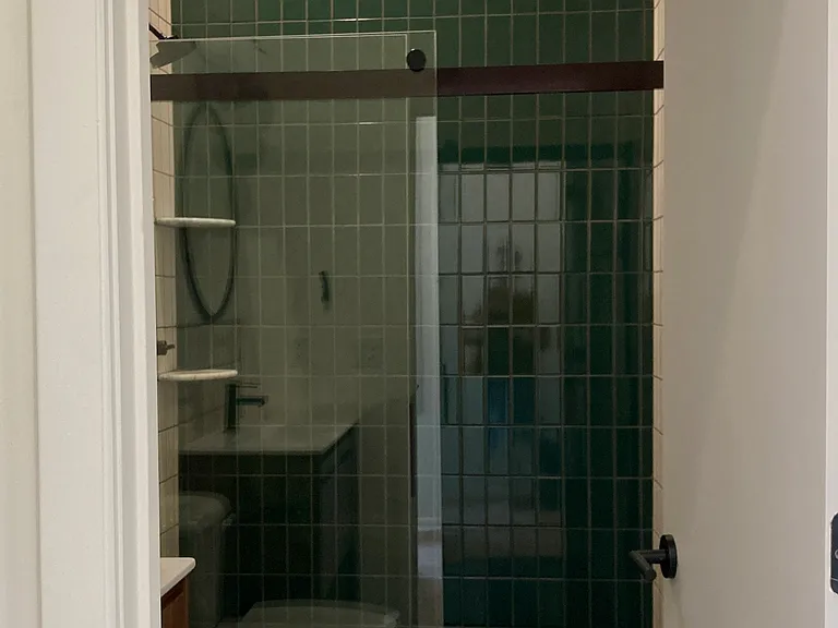 1607 Main St #10 — Photo 11