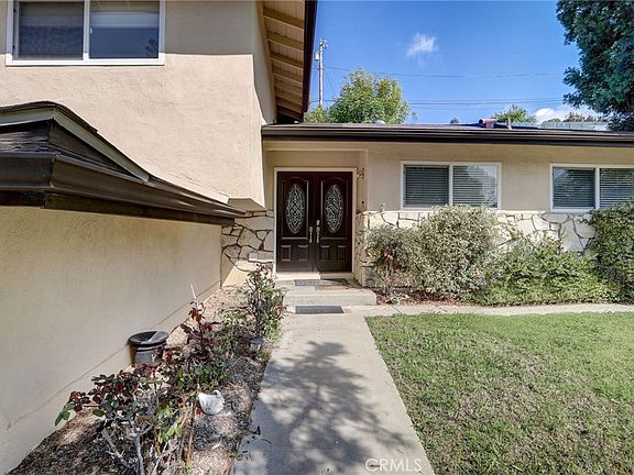 10619 Kurt St, Sylmar, CA 91342 | MLS #OC24045671 | Zillow