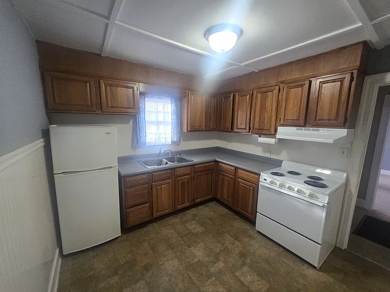 1237 Aspen St — Photo 11