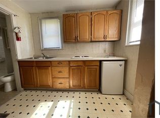 328 W 22nd St UNIT 2128, Anderson, IN 46016