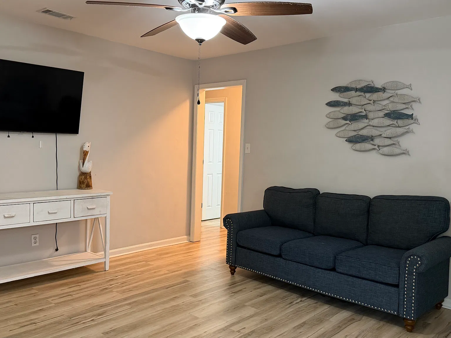 3 bed, 1164 sqft, $2,100 — Photo 4