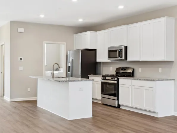7664 Cruise Way, Inver Grove Heights, MN 55076