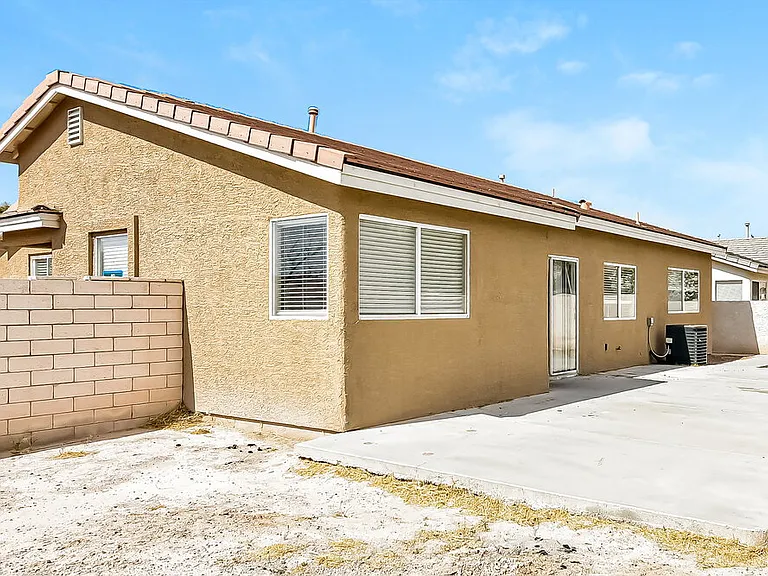 2306 Hollow Oak Ave — Photo 16