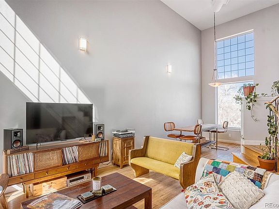 3rd image of 790 N Clarkson Street #202