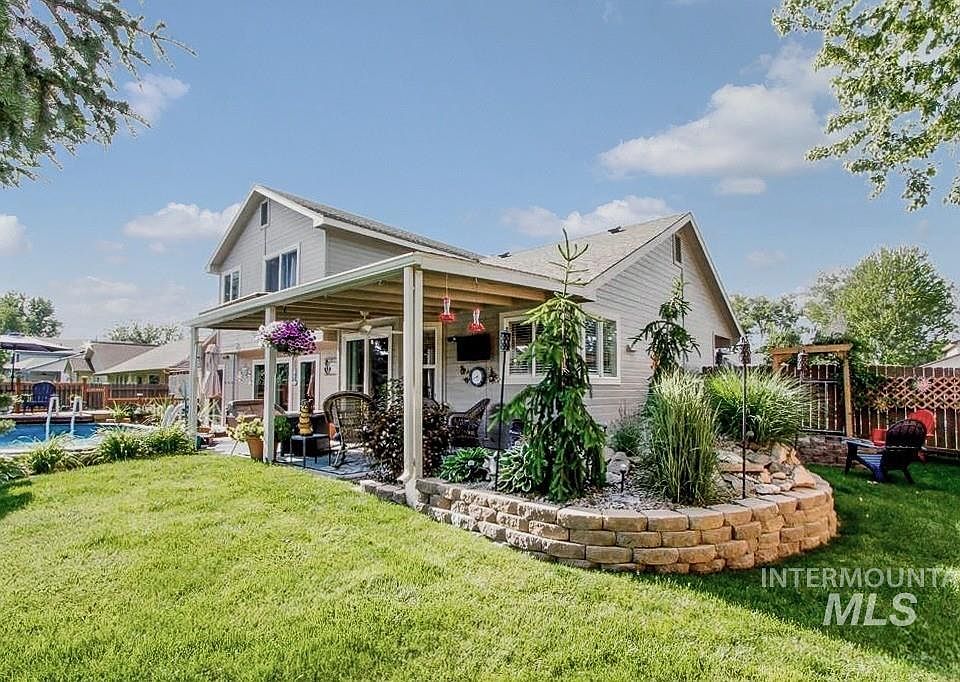 1st image of 2055 W Sunny Slope Dr