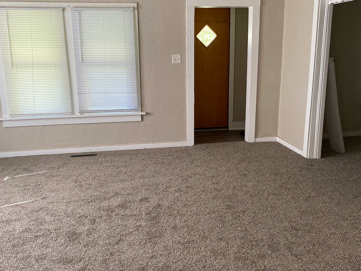 2 bed, 954 sqft, $850 — Photo 4
