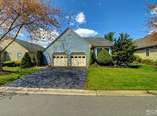 10 John Paul Jones Dr, Monroe Township, NJ 08831
