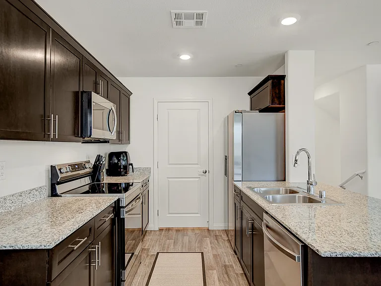 6924 Spicy Merlot St — Photo 31