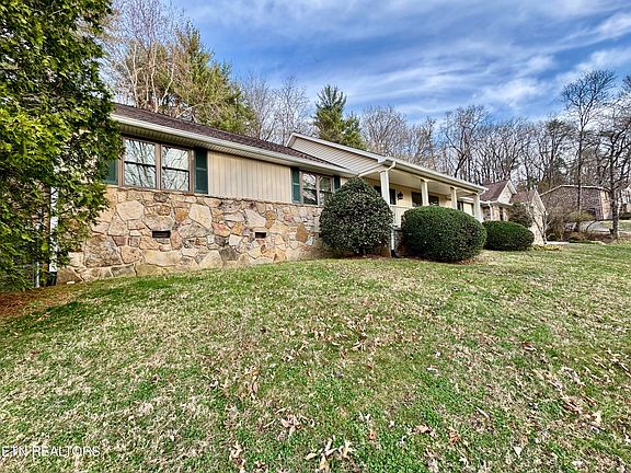 3rd image of 5913 Wassman Rd