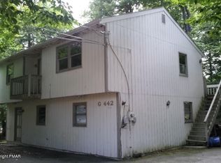 7138 Robinwood Dr, Tobyhanna, PA