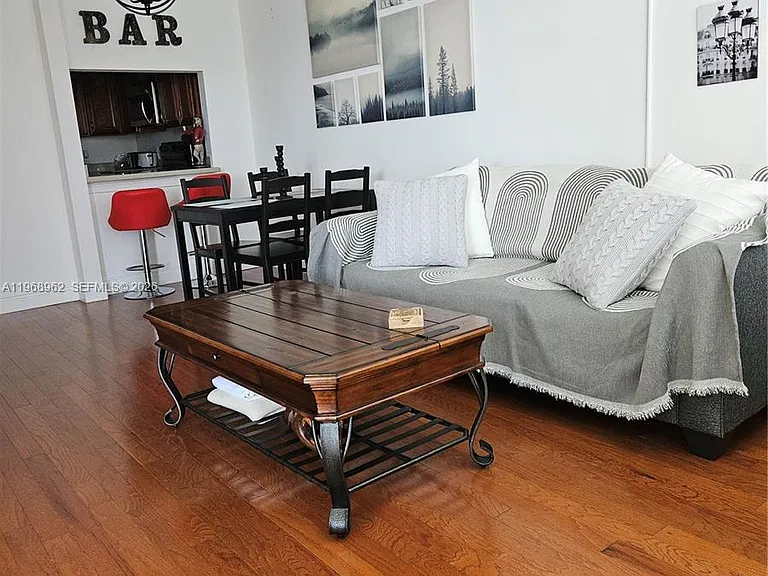 9441 Live Oak Pl #407 — Photo 3