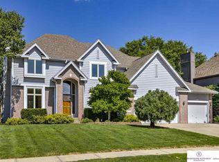 14112 Sahler St, Omaha, NE 68164