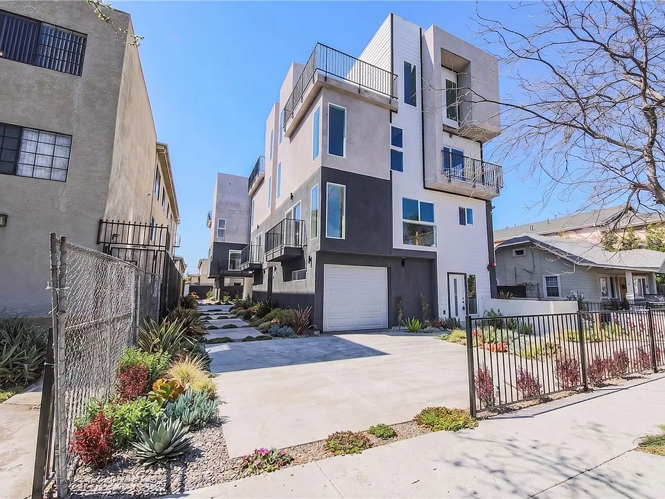 5265 Cartwright Ave #5263-1/2