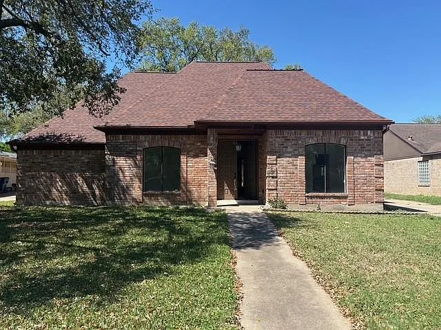 6918 Marisol Dr — Photo 1