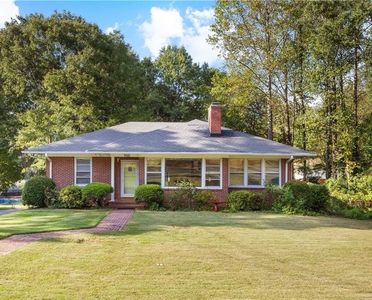 900 Lakeshore Ave, Opelika, AL, 36801