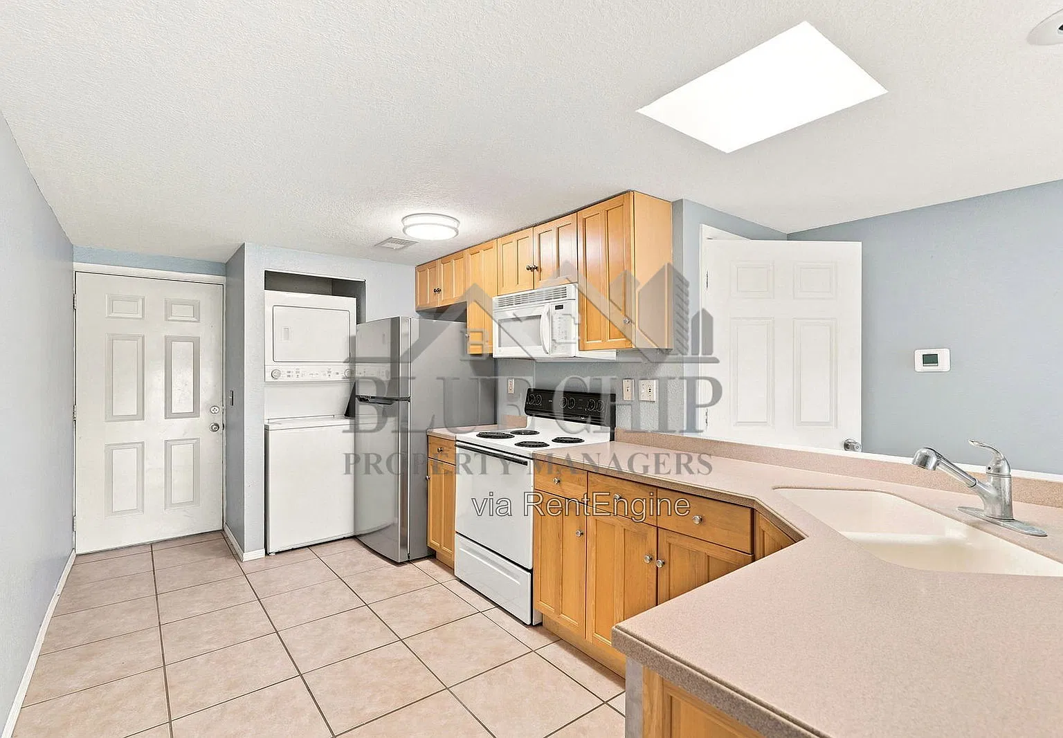 1 bed, 1.0 bath, 878 sqft, $1,450 — Photo 4