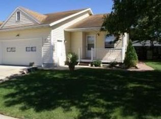 3992 Whiting Ln NE, Rochester, MN 55906