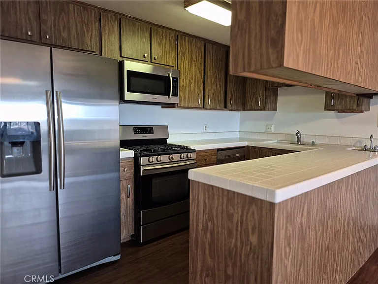 2501 S El Camino Real #315 — Photo 10