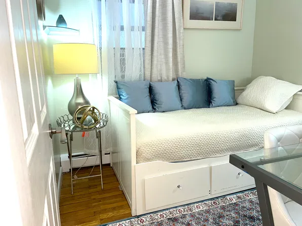 319 East 105th Street image 15 of 24