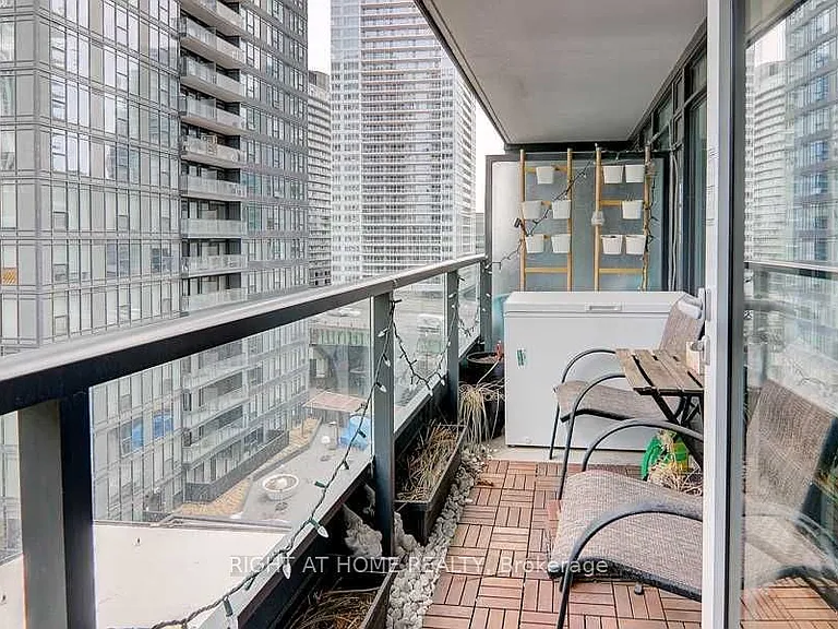 80 Queens Wharf Rd #906 — Photo 10