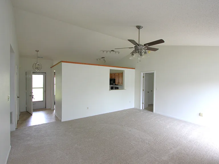 33 Morse Cir — Photo 10
