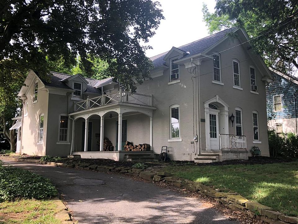 1st image of 1028 Claremont Ave